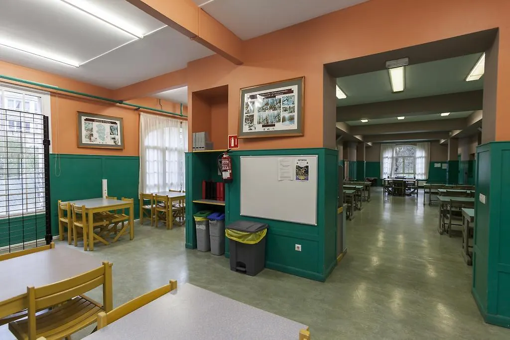 Albergue Juvenil Ondarreta-1