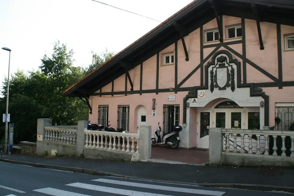 Albergue Juvenil Ondarreta-1